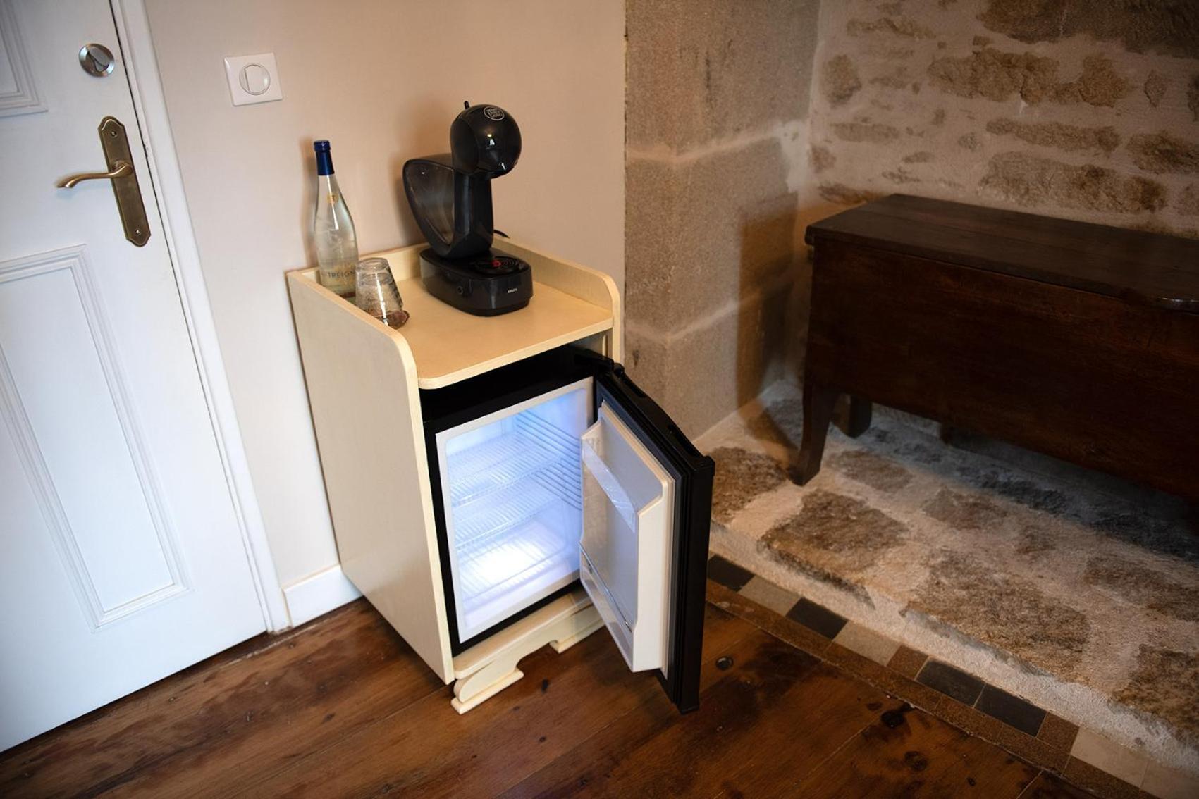 Pat A Touille Bed and Breakfast Treignac Exteriör bild
