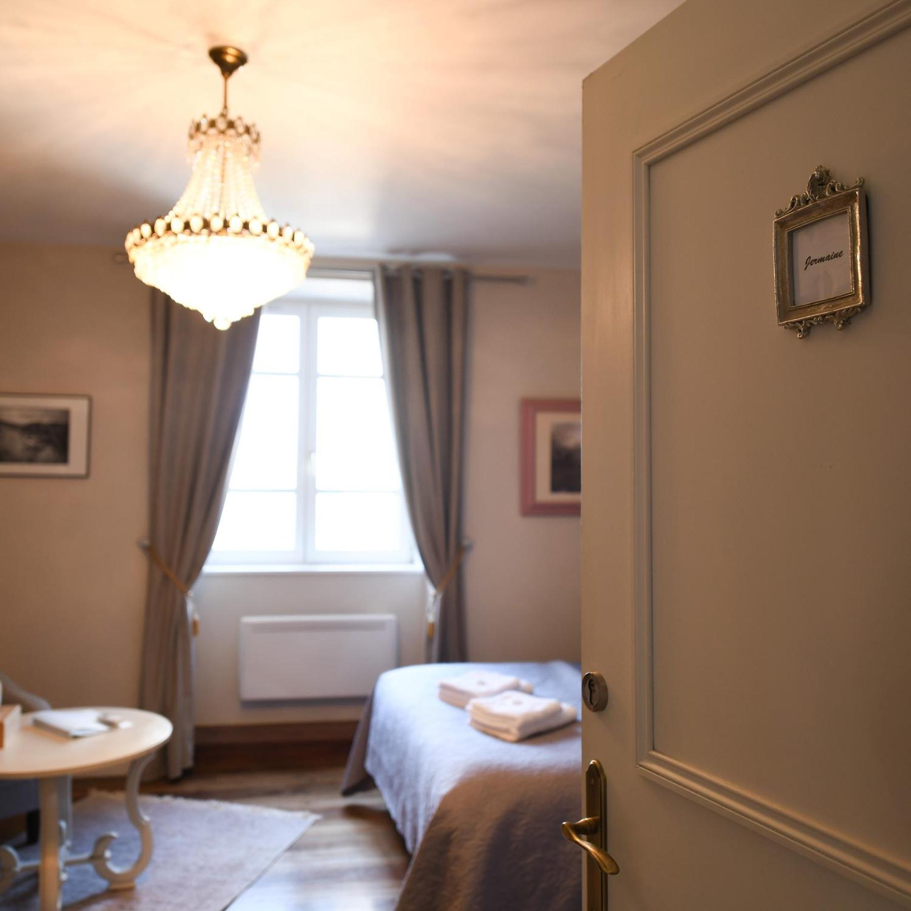 Pat A Touille Bed and Breakfast Treignac Exteriör bild