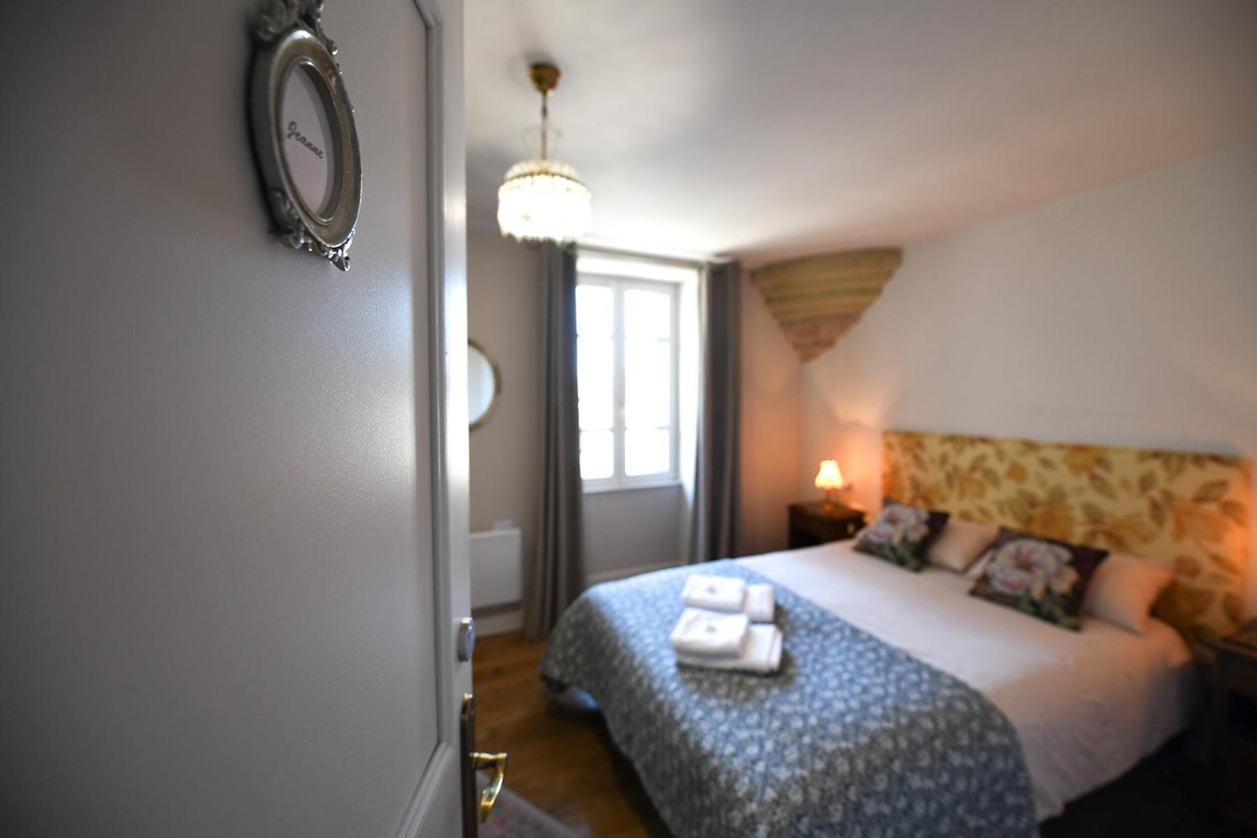 Pat A Touille Bed and Breakfast Treignac Exteriör bild